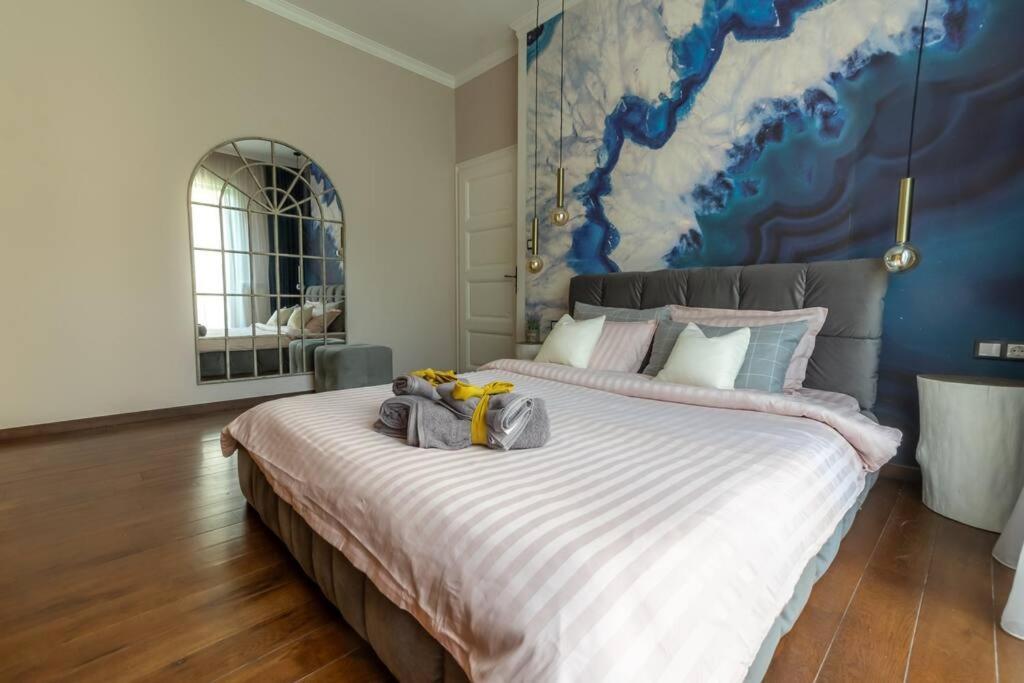 Design, 2 Bedroom, Ndk, Free Secured Parking *