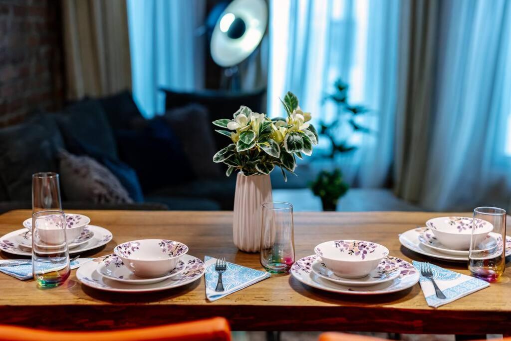 Design, 2 Bedroom, Ndk, Free Secured Parking